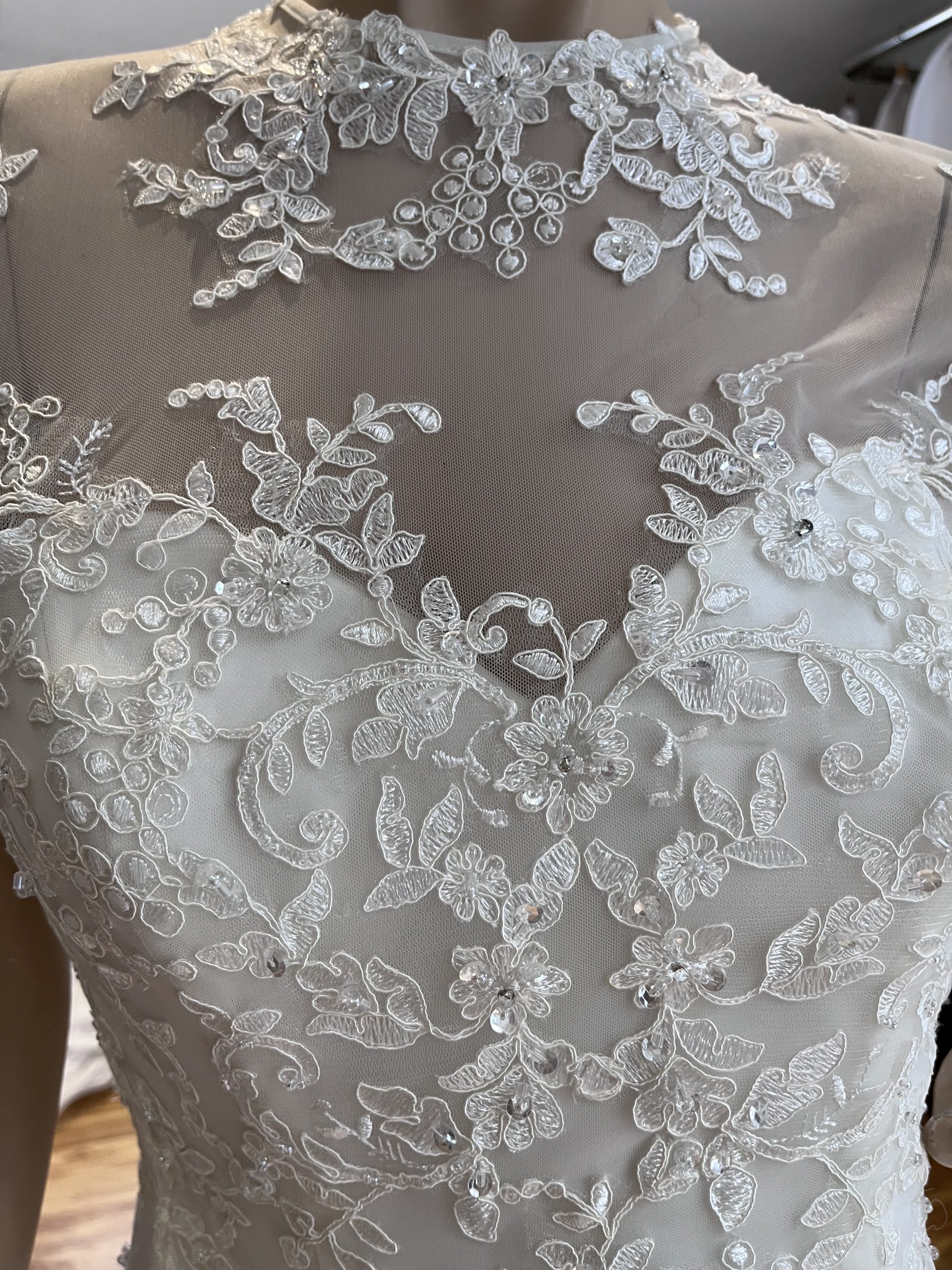 Fit n Flare Ambrosia Wedding Dress - Image 2