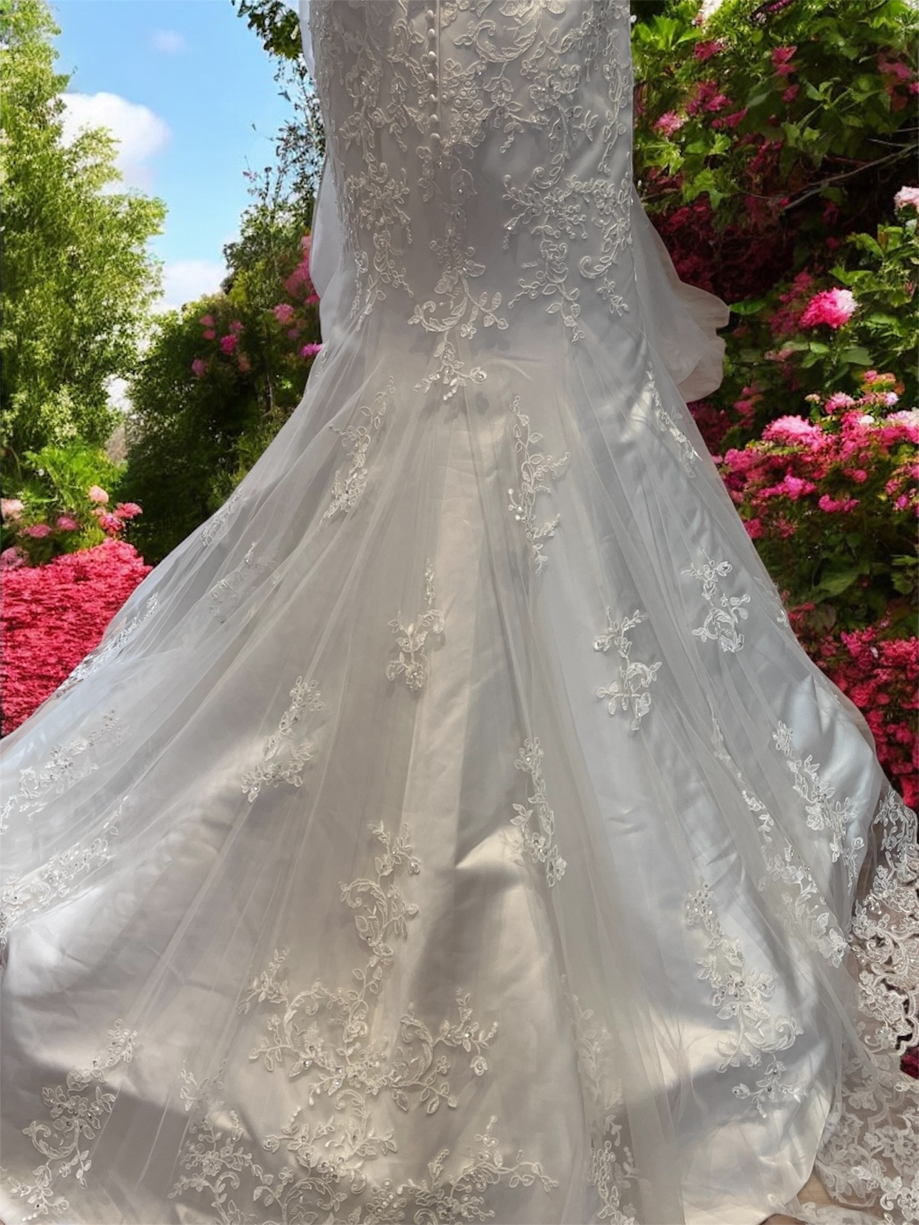 Fit n Flare Ambrosia Wedding Dress - Image 3
